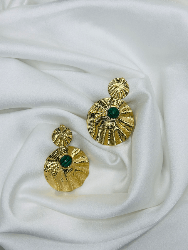 11-Boucles d'oreilles pierre verte 