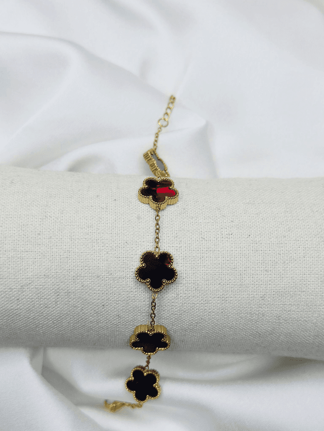55-Bracelet fleur rouge 