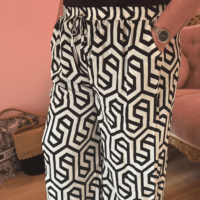 1621-Pantalon fluide graphique